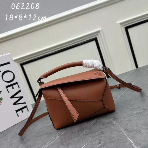 LOEWE AAA Quality Messenger Bags For Women #1276262