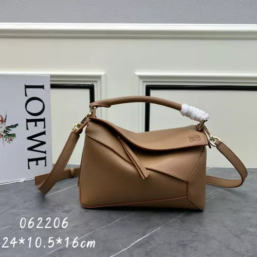 LOEWE AAA Quality Messenger Bags For Women #1276267