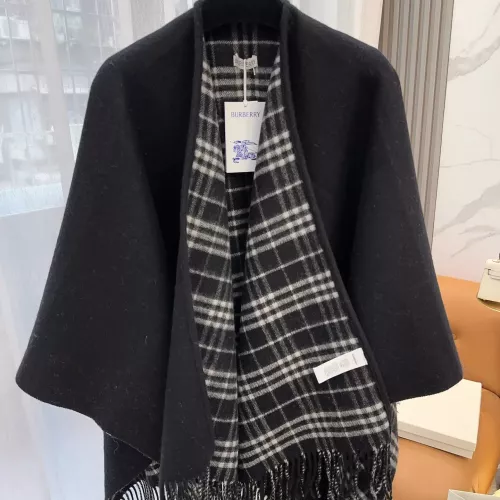 Burberry Poncho For Women #1280542