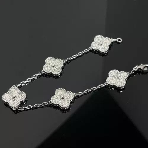 Van Cleef & Arpels Bracelets For Women #1281284