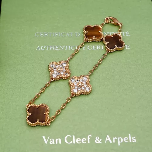 Van Cleef & Arpels Bracelets For Women #1281669