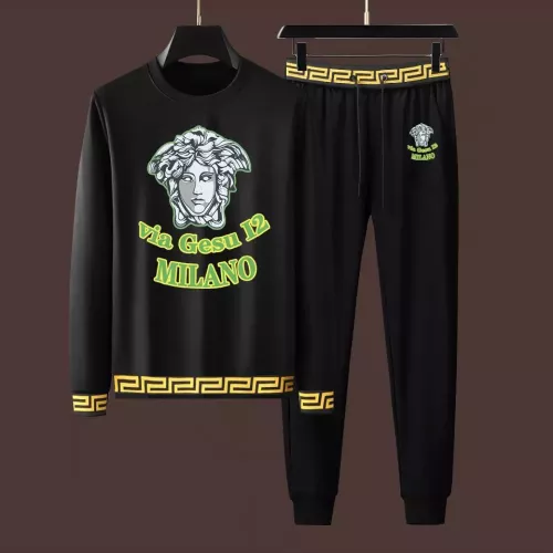 Versace Tracksuits Long Sleeved For Men #1282460