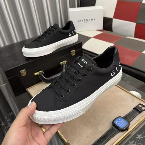 Givenchy Casual Shoes For Men #1283523