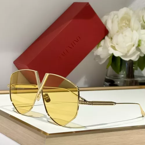 Valentino AAA Quality Sunglasses #1283636