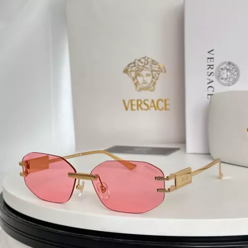 Versace AAA Quality Sunglasses #1283658