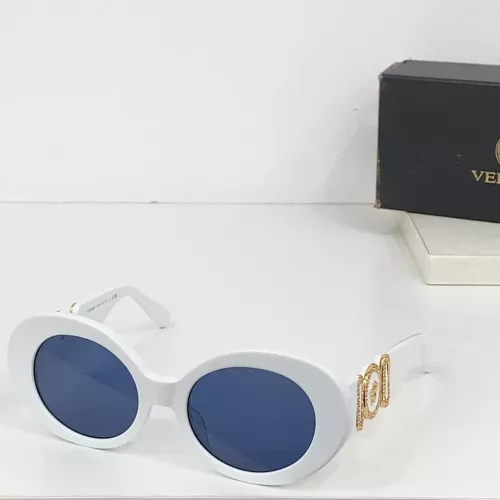 Versace AAA Quality Sunglasses #1283677