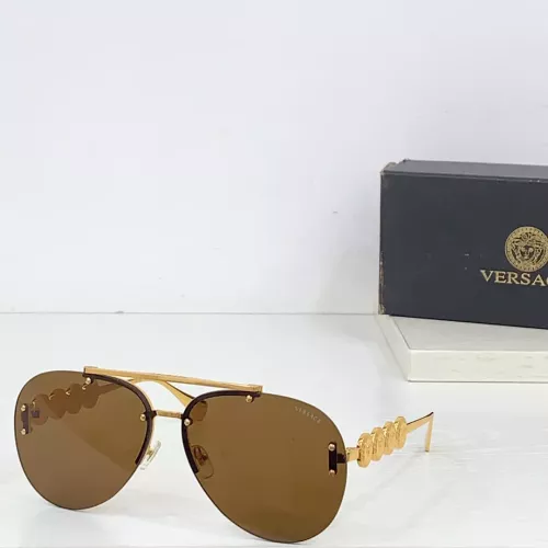 Versace AAA Quality Sunglasses #1283692