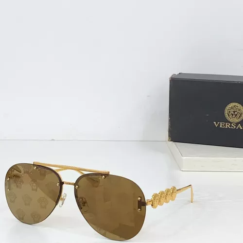 Versace AAA Quality Sunglasses #1283693