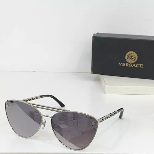 Versace AAA Quality Sunglasses #1283709