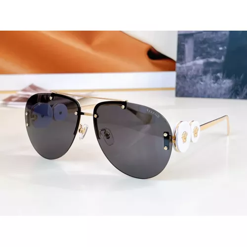 Versace AAA Quality Sunglasses #1283815