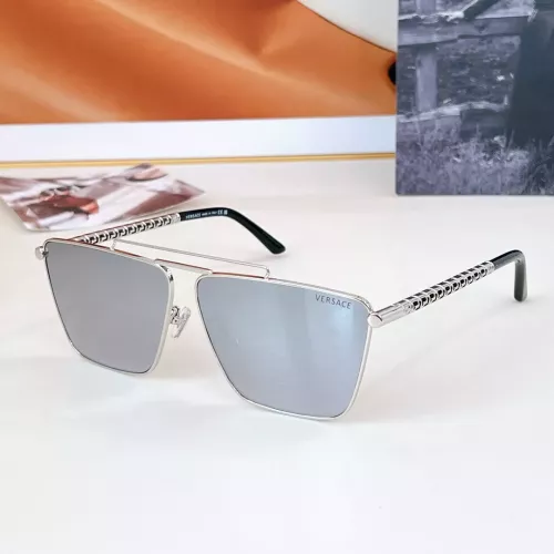 Versace AAA Quality Sunglasses #1283823