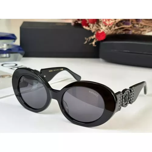 Versace AAA Quality Sunglasses #1283836