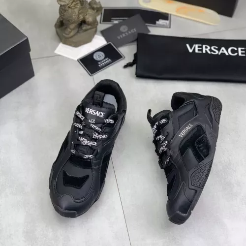 Versace Casual Shoes For Men #1284634