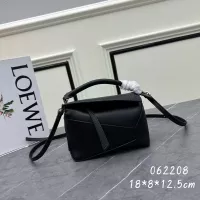 $122.00 USD LOEWE AAA Quality Messenger Bags For Women #1276248