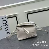 $122.00 USD LOEWE AAA Quality Messenger Bags For Women #1276254