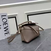 $122.00 USD LOEWE AAA Quality Messenger Bags For Women #1276256