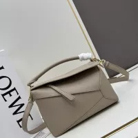 $145.00 USD LOEWE AAA Quality Messenger Bags For Women #1276259