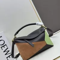 $158.00 USD LOEWE AAA Quality Messenger Bags For Women #1276270