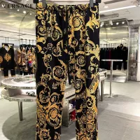 $92.00 USD Versace Tracksuits Long Sleeved For Men #1277800