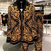 $92.00 USD Versace Tracksuits Long Sleeved For Men #1277806