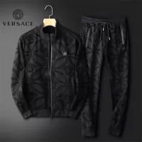 $92.00 USD Versace Tracksuits Long Sleeved For Men #1277814