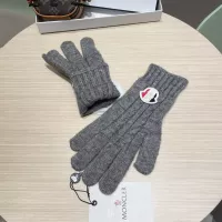 $40.00 USD Moncler Gloves #1278948