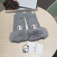 $40.00 USD Moncler Gloves #1278960