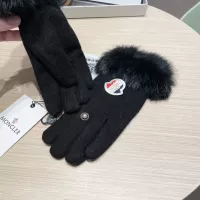 $40.00 USD Moncler Gloves #1278961