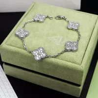 $32.00 USD Van Cleef & Arpels Bracelets For Women #1281677