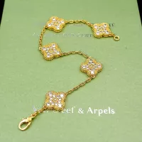 $32.00 USD Van Cleef & Arpels Bracelets For Women #1281679