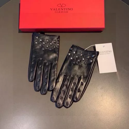 Valentino Gloves For Women #1287791