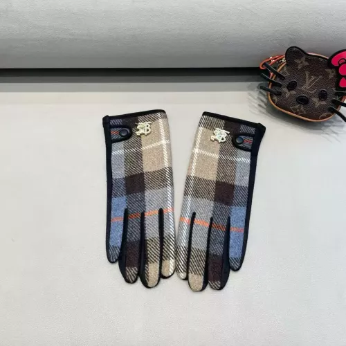 Burberry Gloves #1287894