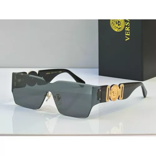 Versace AAA Quality Sunglasses #1288006