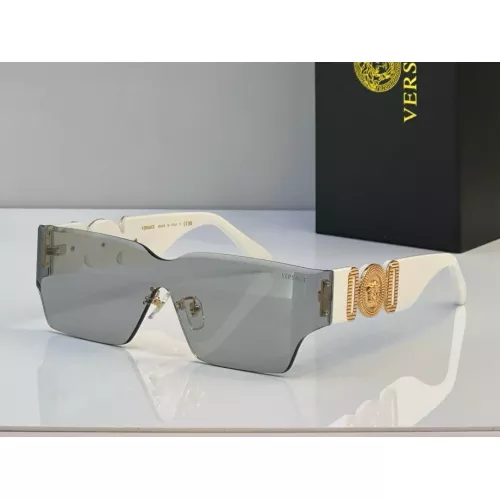 Versace AAA Quality Sunglasses #1288008