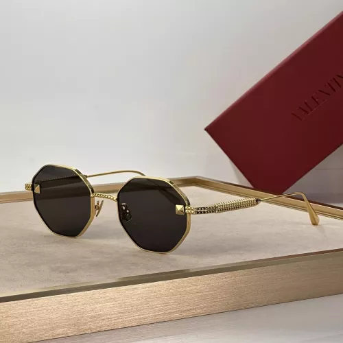 Valentino AAA Quality Sunglasses #1288044