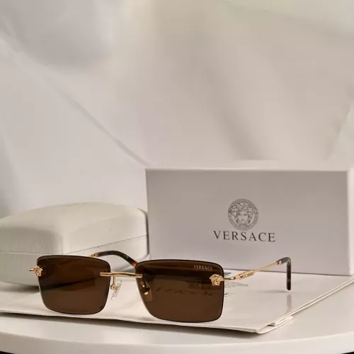 Versace AAA Quality Sunglasses #1288735