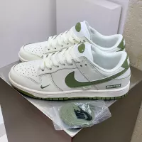 $88.00 USD Nike SB Dunk-Low For Women #1286892