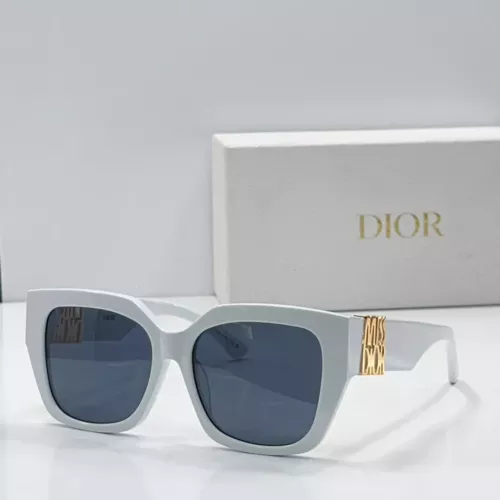 Christian Dior AAA Quality Sunglasses #1294840