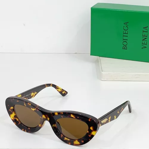 Bottega Veneta AAA Quality Sunglasses #1295540