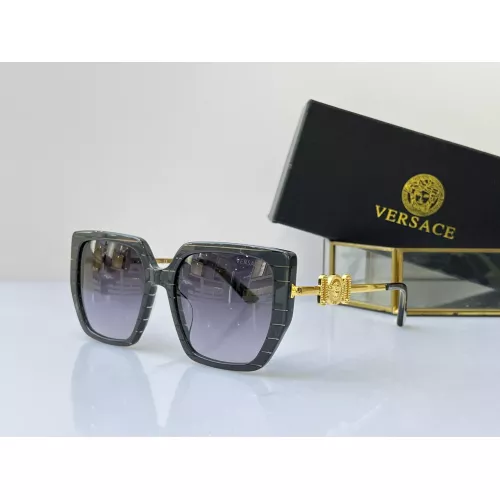 Versace AAA Quality Sunglasses #1296310