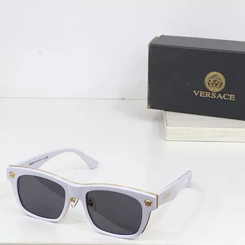 Versace AAA Quality Sunglasses #1296340