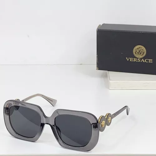 Versace AAA Quality Sunglasses #1296345