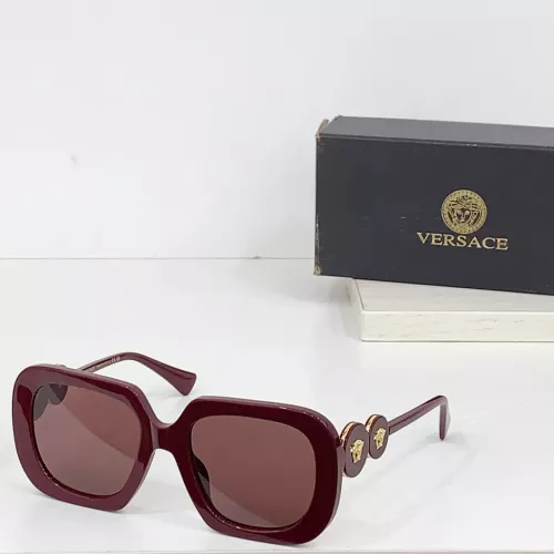 Versace AAA Quality Sunglasses #1296347