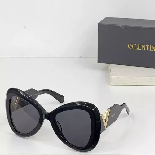 Valentino AAA Quality Sunglasses #1296389