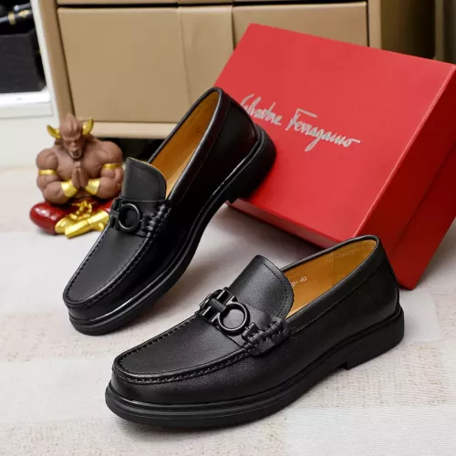 Salvatore Ferragamo Leather Shoes For Men #1303859