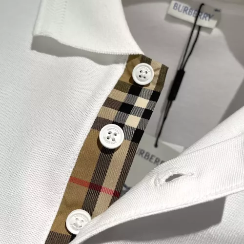 Replica Burberry T-Shirts Short Sleeved For Unisex #1316589 $64.00 USD for Wholesale
