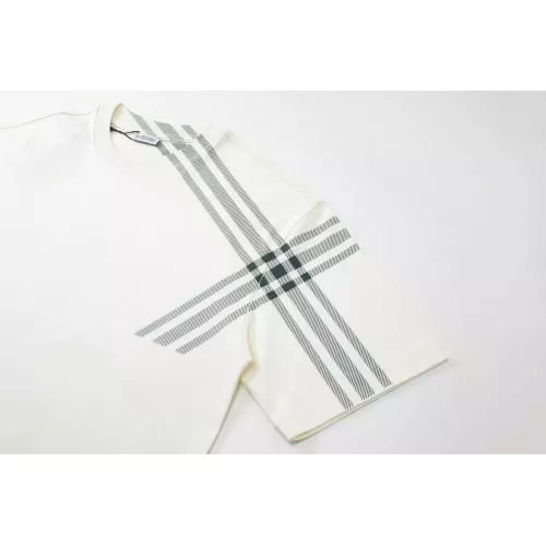 Replica Burberry T-Shirts Short Sleeved For Unisex #1316673 $39.00 USD for Wholesale