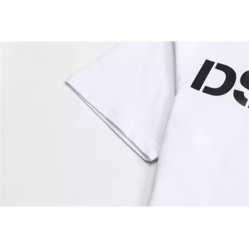 Replica Dsquared T-Shirts Short Sleeved For Men #1316783 $32.00 USD for Wholesale