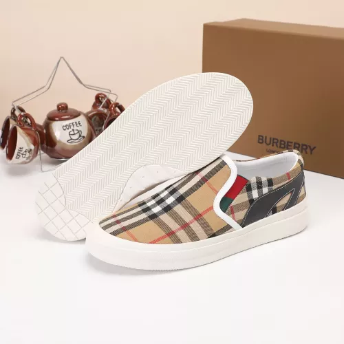 Replica Burberry Casual Shoes For Men #1318519 $68.00 USD for Wholesale