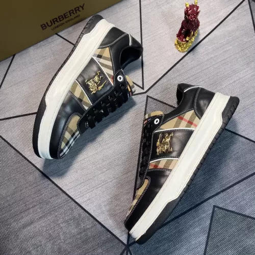 Replica Burberry Casual Shoes For Men #1318527 $76.00 USD for Wholesale